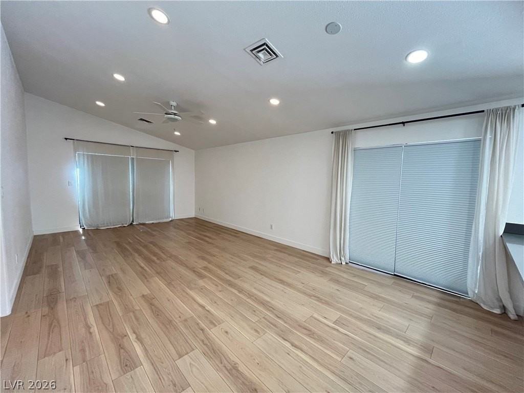 8329 Mulcahy Ave - Photo 4 of 23