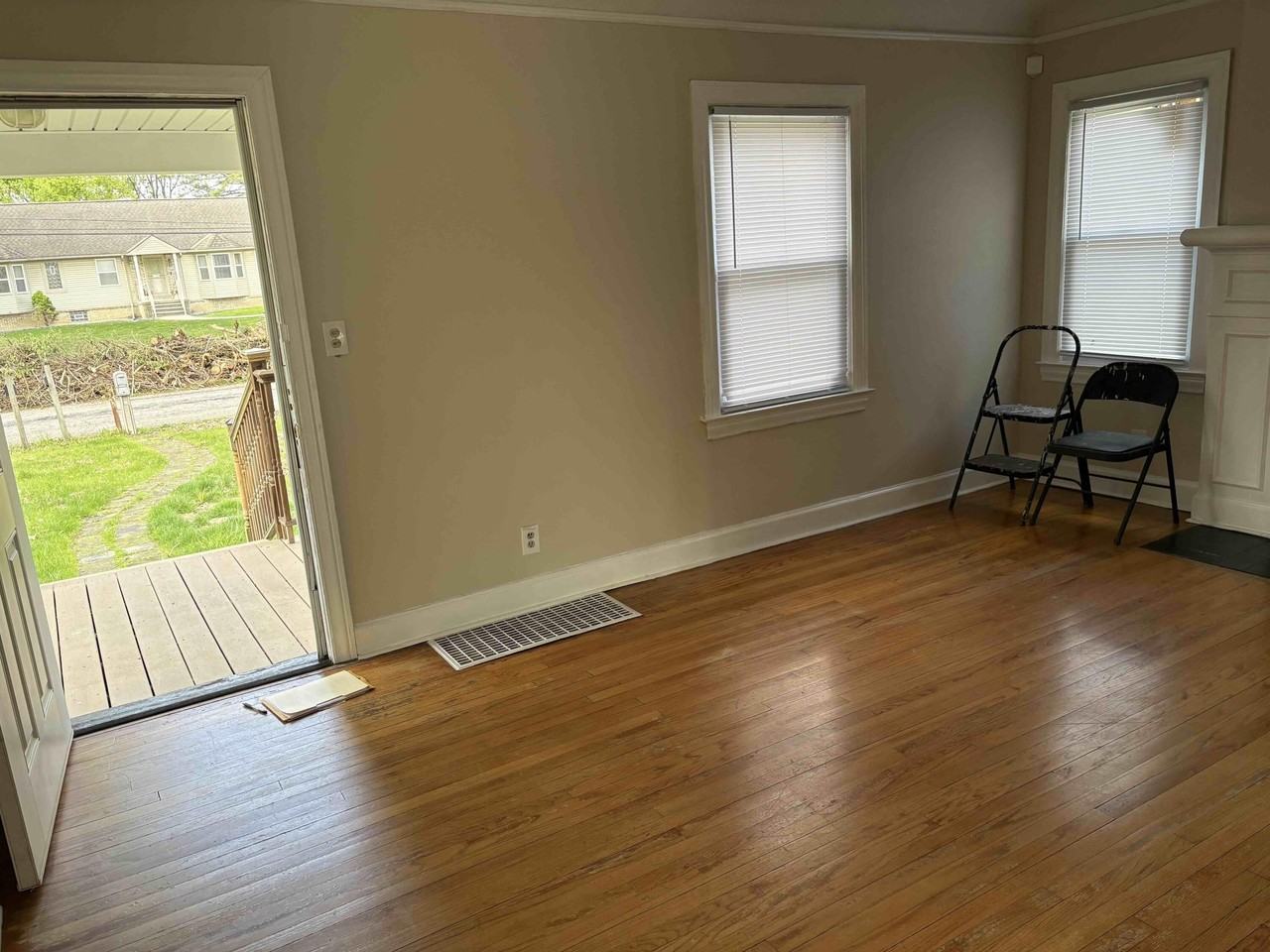 23404 Plum Hollow St - Photo 3 of 19