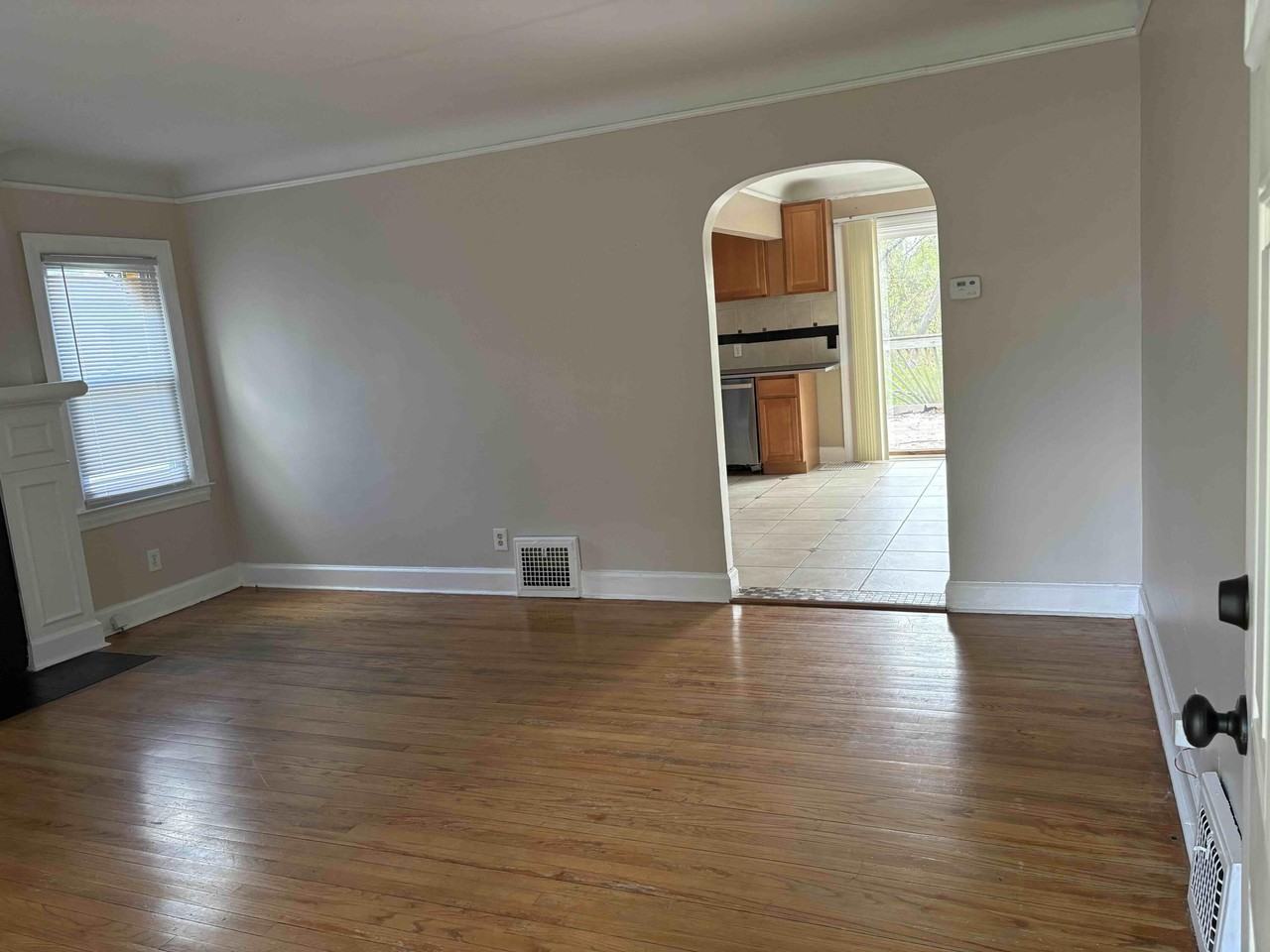 23404 Plum Hollow St - Photo 5 of 19