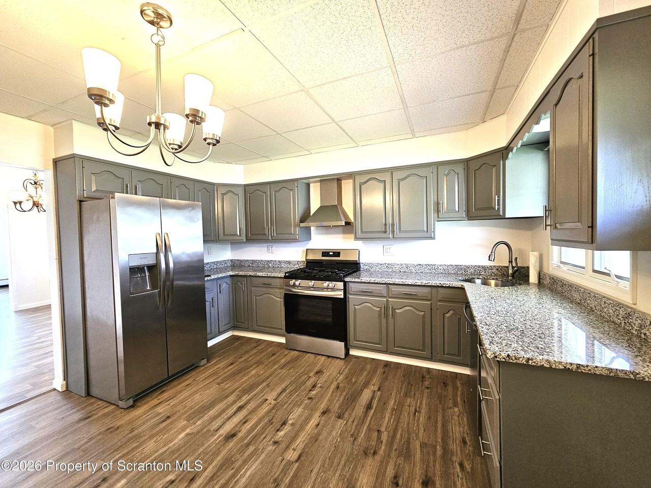 814 Price St - Photo 3 of 16