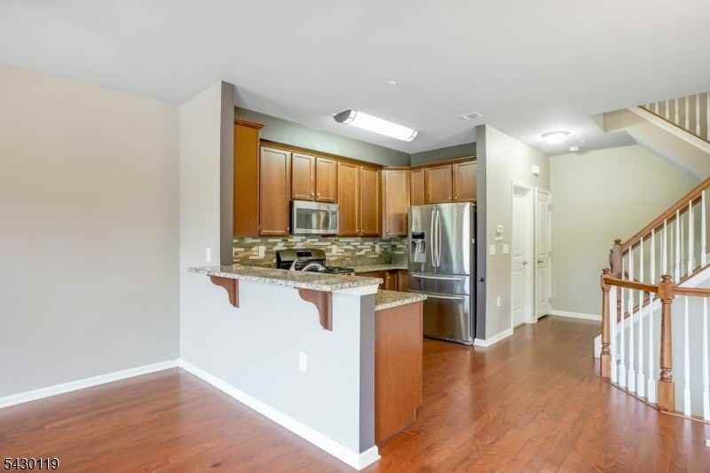 512 Waterview Ct #512 - Photo 6 of 19