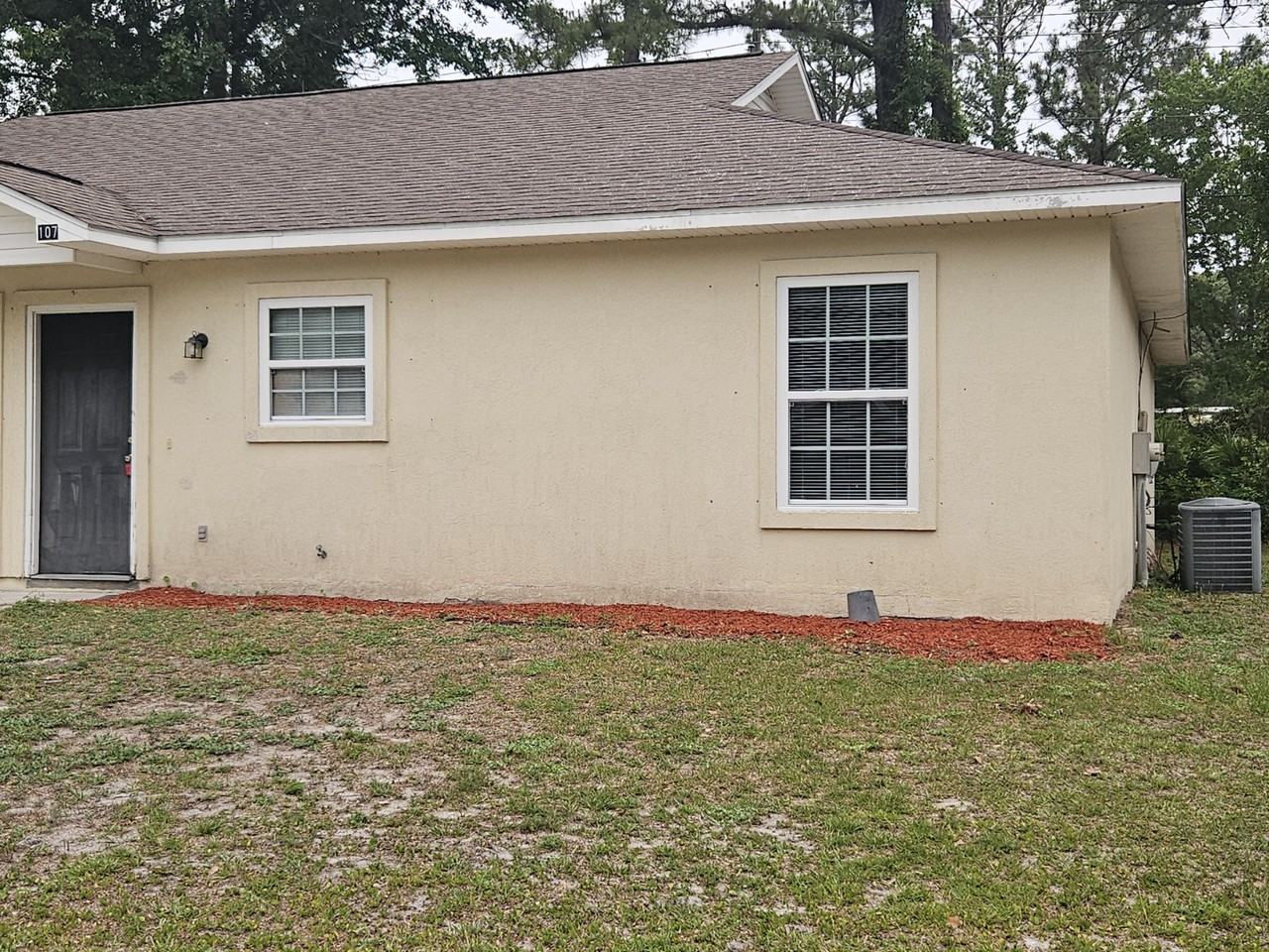 107 S Lively Oaks Dr #1 - Photo 2 of 21