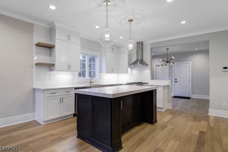 19 South St Unit 2 - Photo 4 of 19