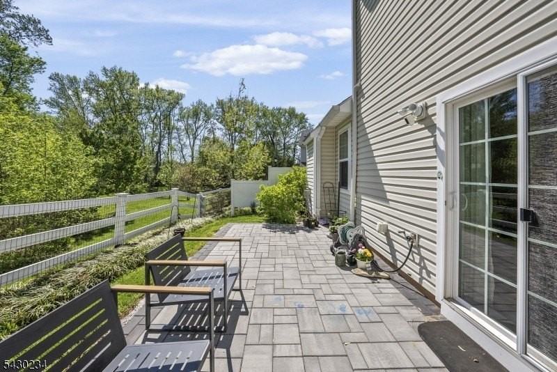 133 Savoth Ln - Photo 2 of 20