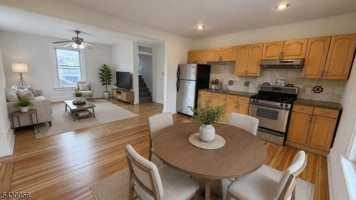 featured image of 125 Valley Rd #3