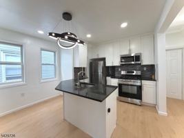 featured image of 197 S 11th St #3