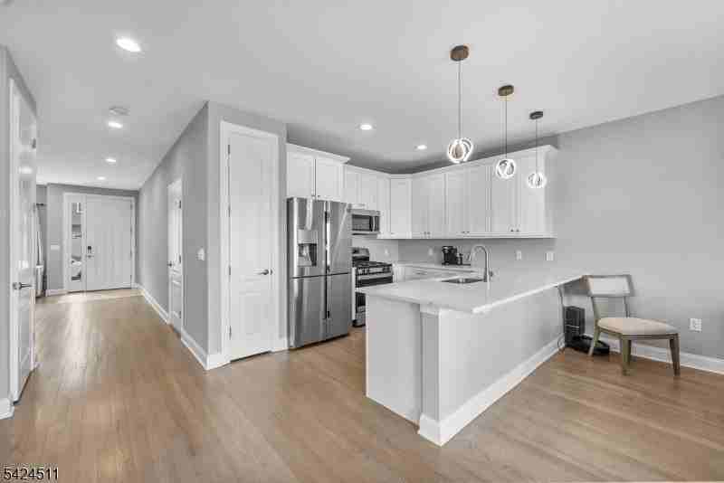 64 Halina Ln - Photo 5 of 50