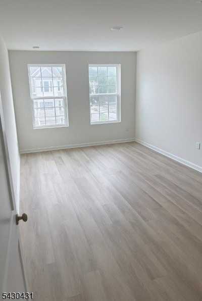204 Honeysuckle Ln - Photo 7 of 7
