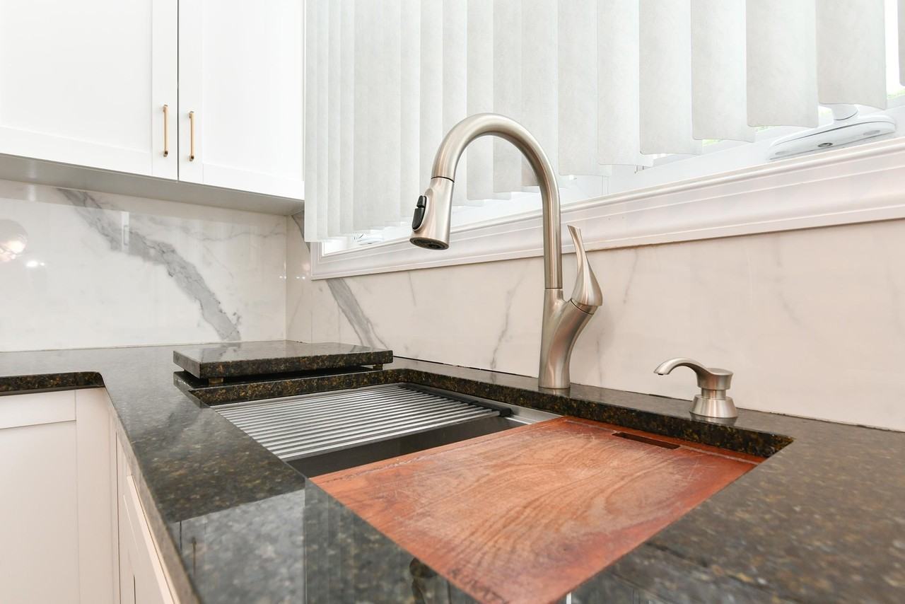606 59th St #1 - Photo 7 of 20