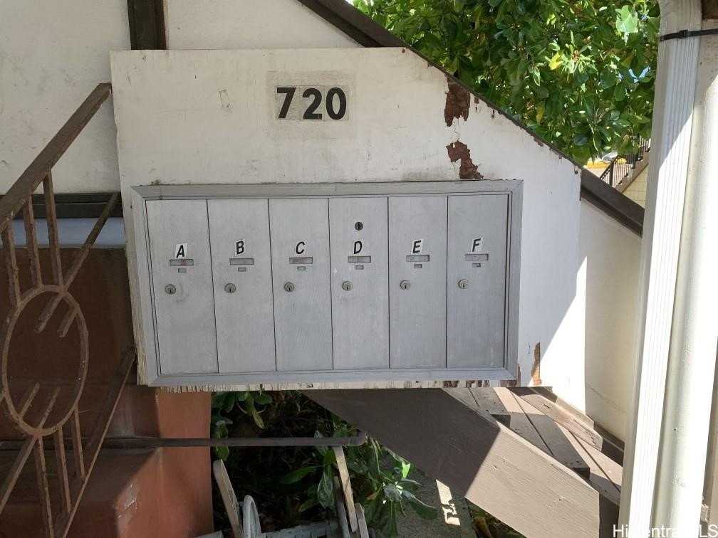 720 Mahiai St - Photo 4 of 7