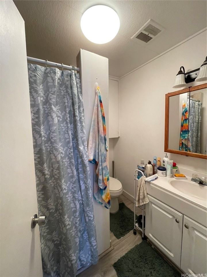 720 Mahiai St - Photo 6 of 7