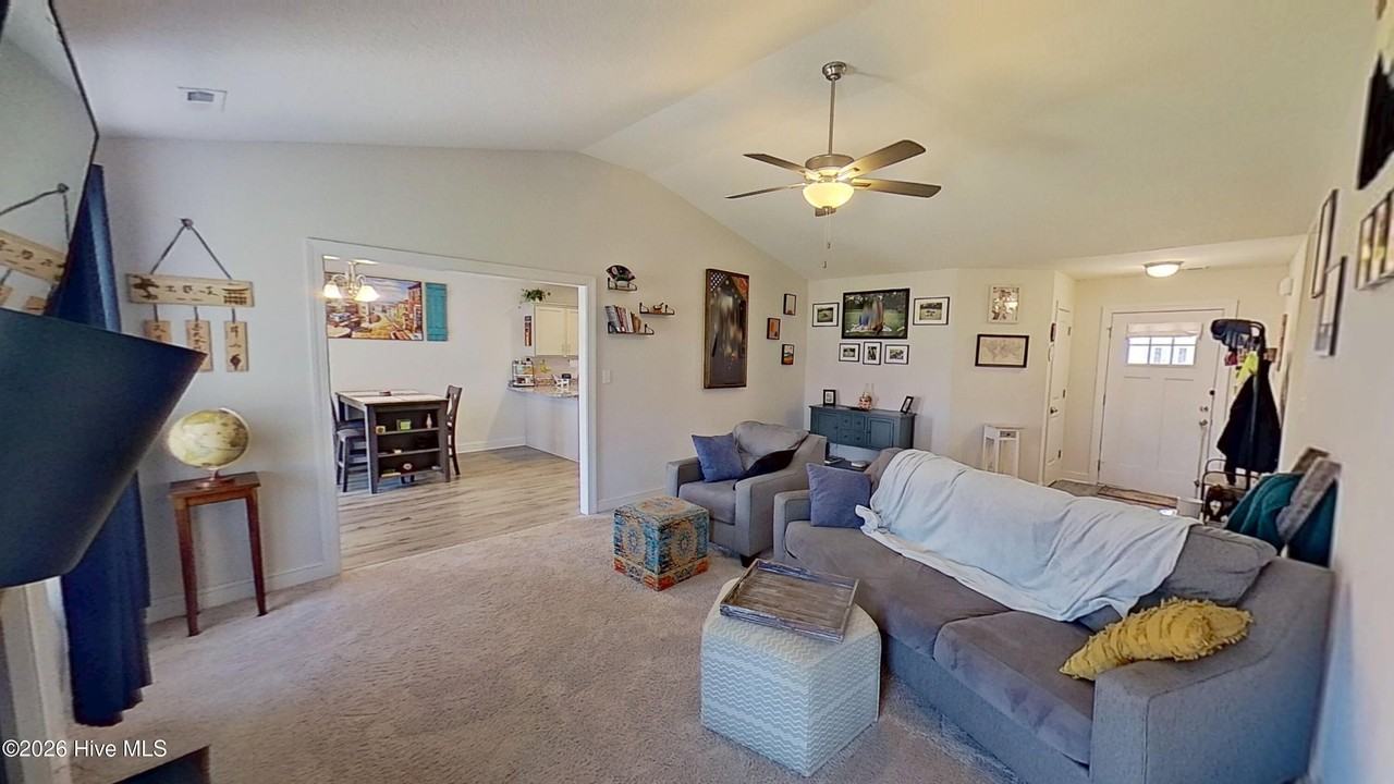 564 Appalachian Trl N - Photo 3 of 29