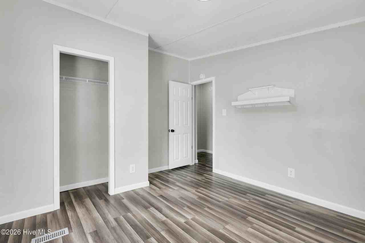 309 N Winchester Ln - Photo 3 of 14