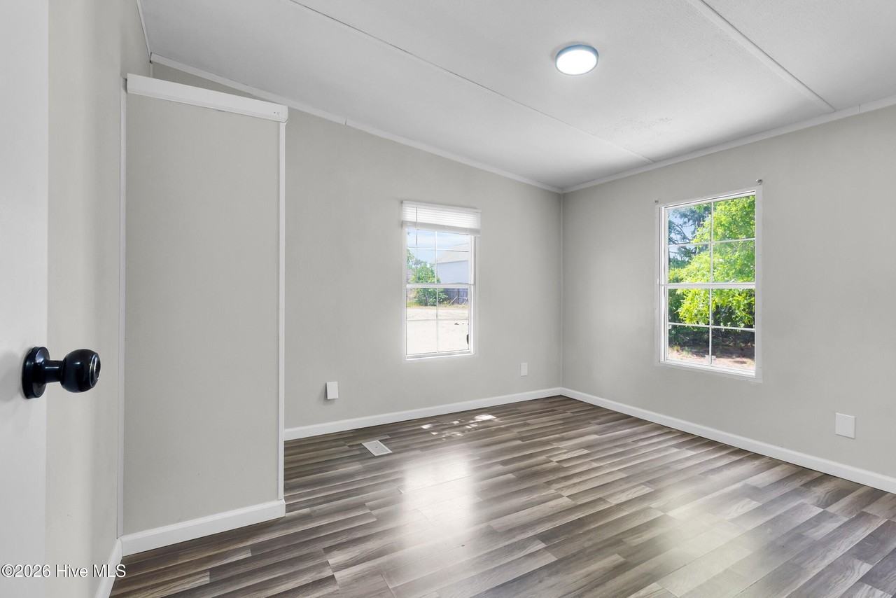 309 N Winchester Ln - Photo 4 of 14
