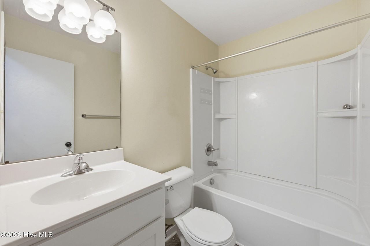 201 Shipman Rd #37 - Photo 7 of 17