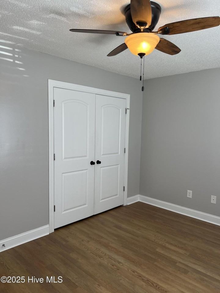 2600 Saddleback Dr #B - Photo 7 of 37
