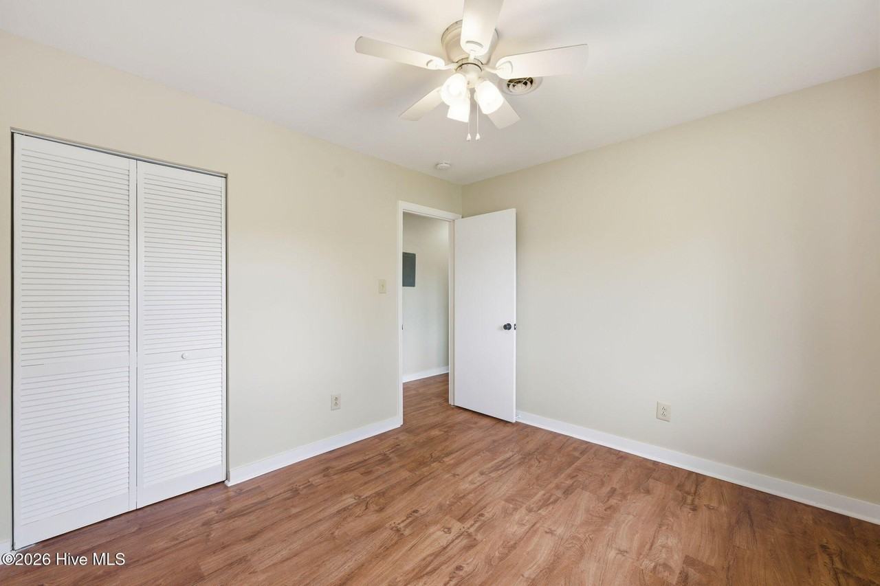 201 Shipman Rd #39 - Photo 6 of 17