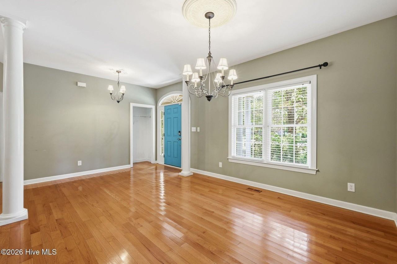 104 Ferret Run Ln - Photo 5 of 46