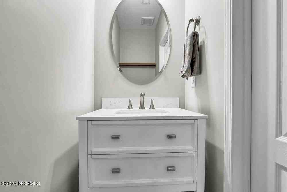 801 Rosedale Dr - Photo 7 of 50