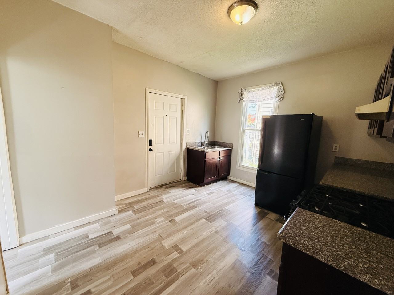 3838 Marvin Ave #DOWN - Photo 3 of 13