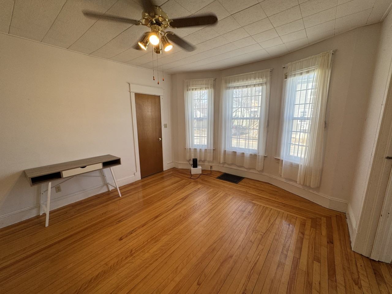 42 Enterprise St #3 - Photo 3 of 16