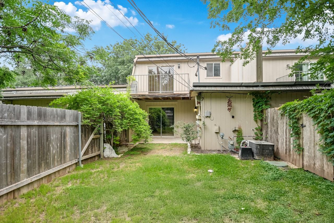 700 Castle Ridge Rd #C - Photo 2 of 10