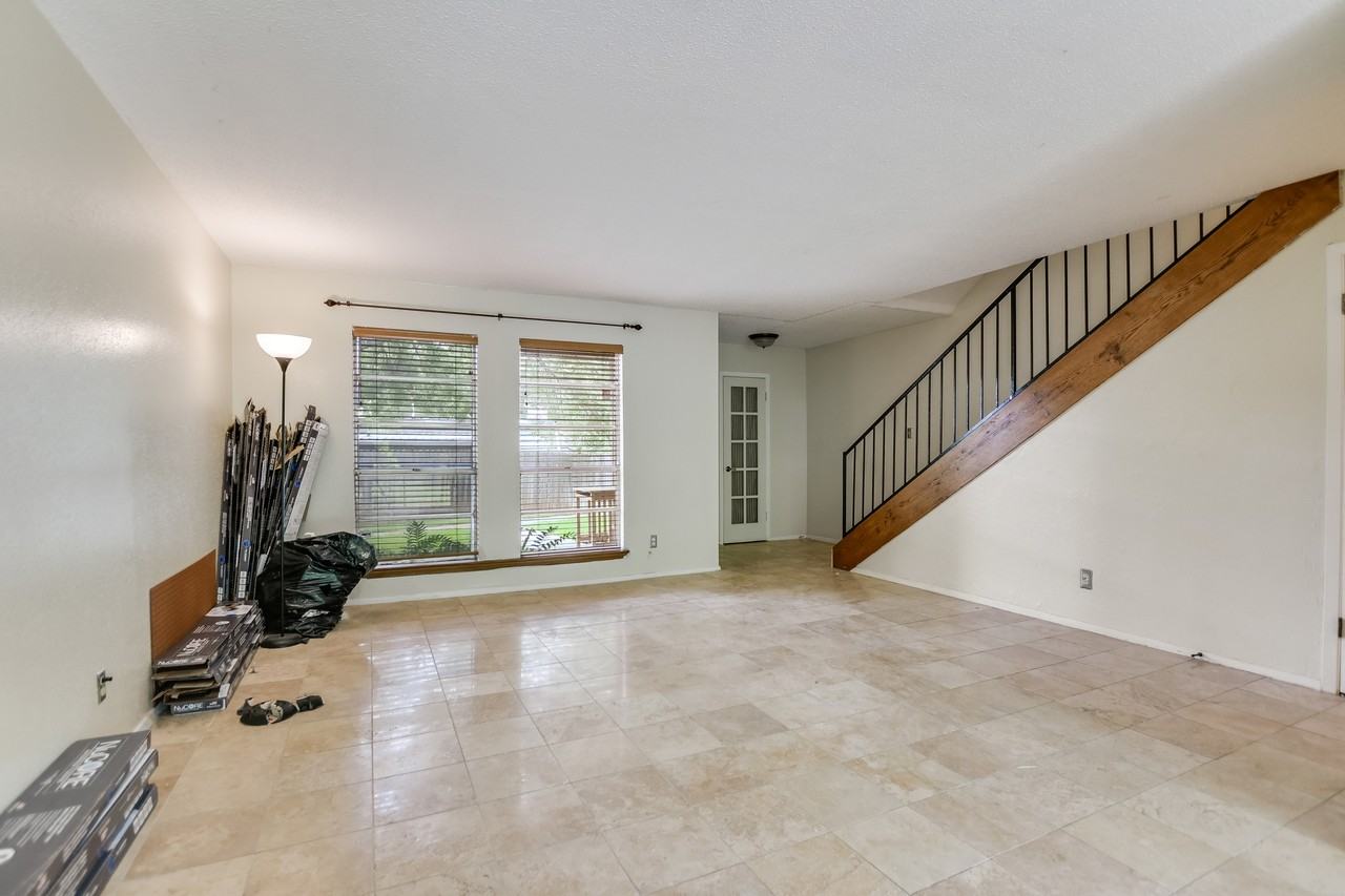 700 Castle Ridge Rd #C - Photo 4 of 10