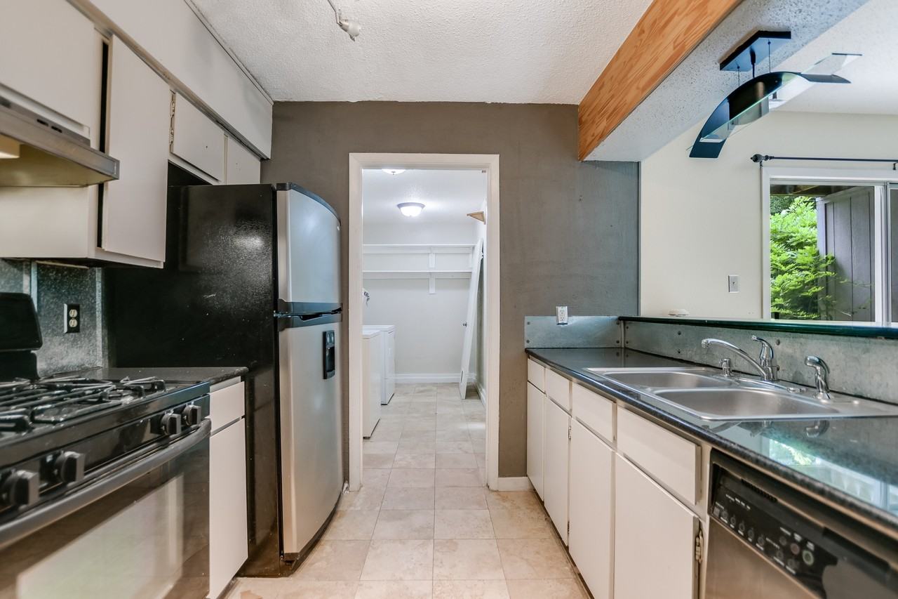 700 Castle Ridge Rd #C - Photo 6 of 10