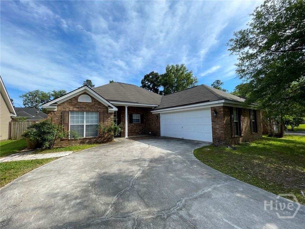 322 Laurel Hill Cir - Photo 2 of 34