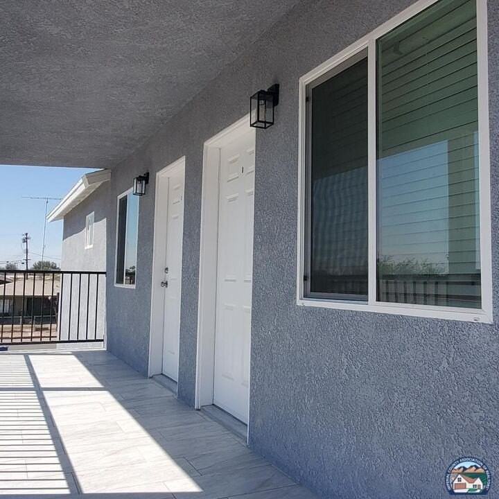 172 W Alamo St #C - Photo 3 of 19