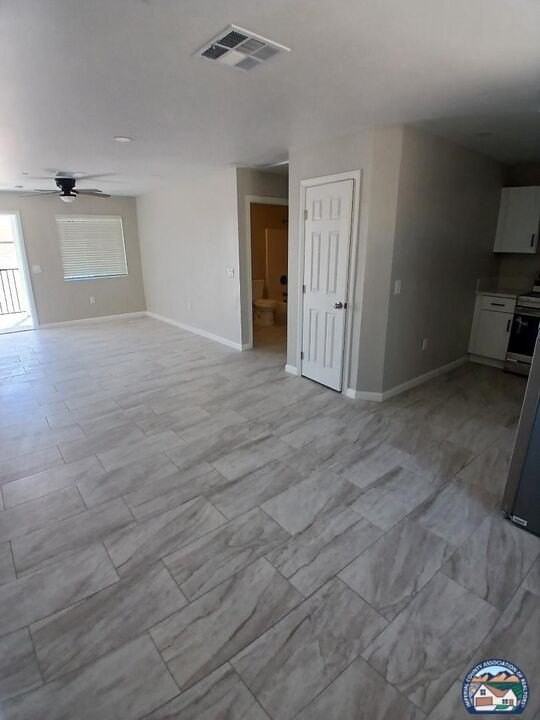 172 W Alamo St #C - Photo 6 of 19