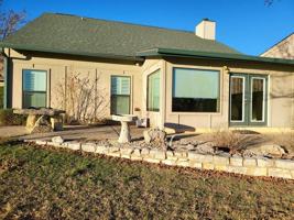featured image of 547 Fairway Dr