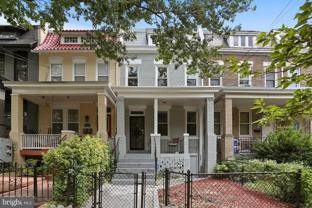 952 Shepherd St Nw - Photo 1 of 1