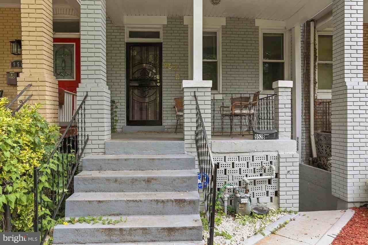 952 Shepherd St Nw - Photo 2 of 16