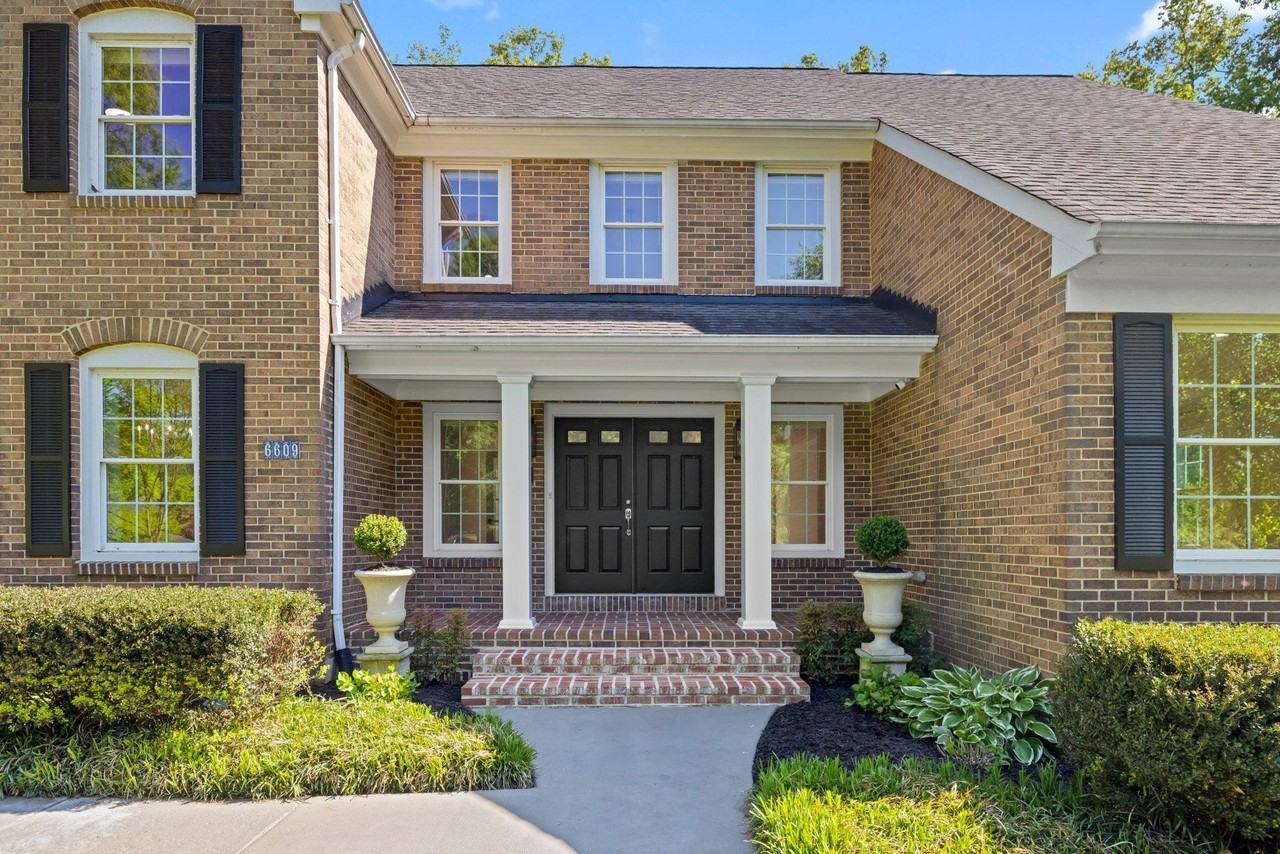 6609 Heidi Ct - Photo 4 of 50