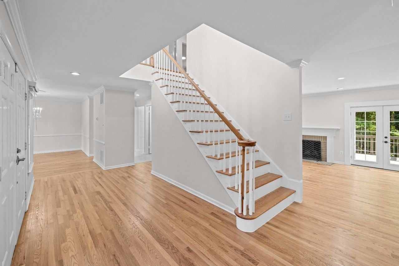 6609 Heidi Ct - Photo 7 of 50