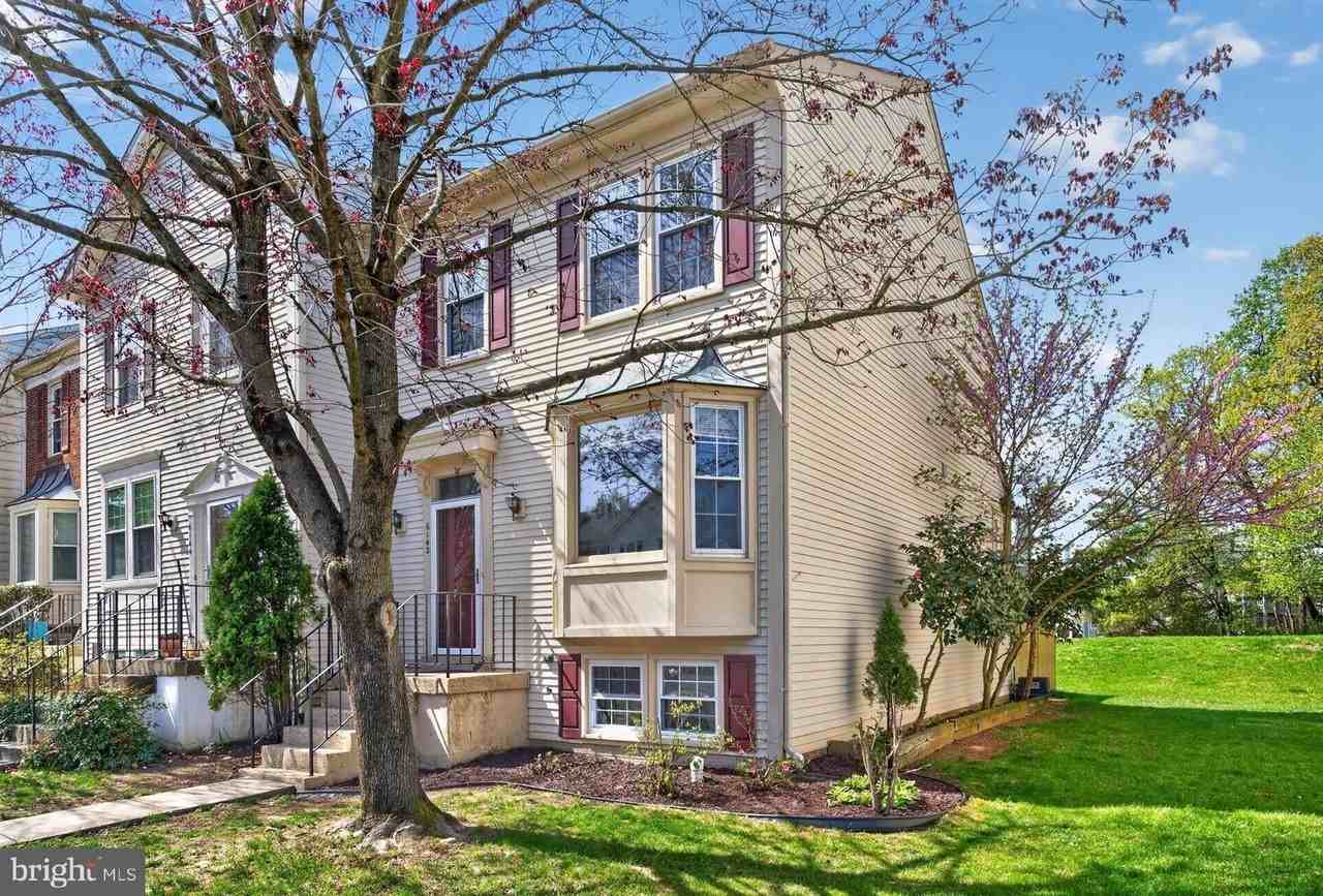 6142 Joust Ln - Photo 2 of 45