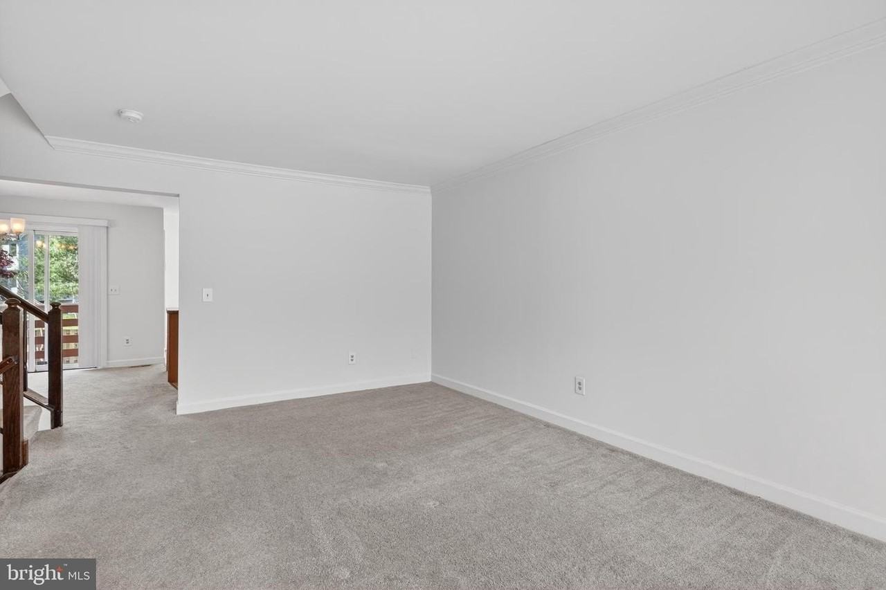 6142 Joust Ln - Photo 5 of 45
