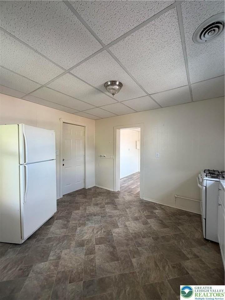 1218 Mechanic St #5 - Photo 4 of 8