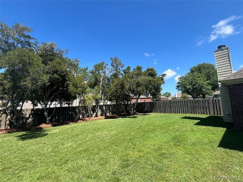 8951 Alderwood Way - Photo 2 of 32