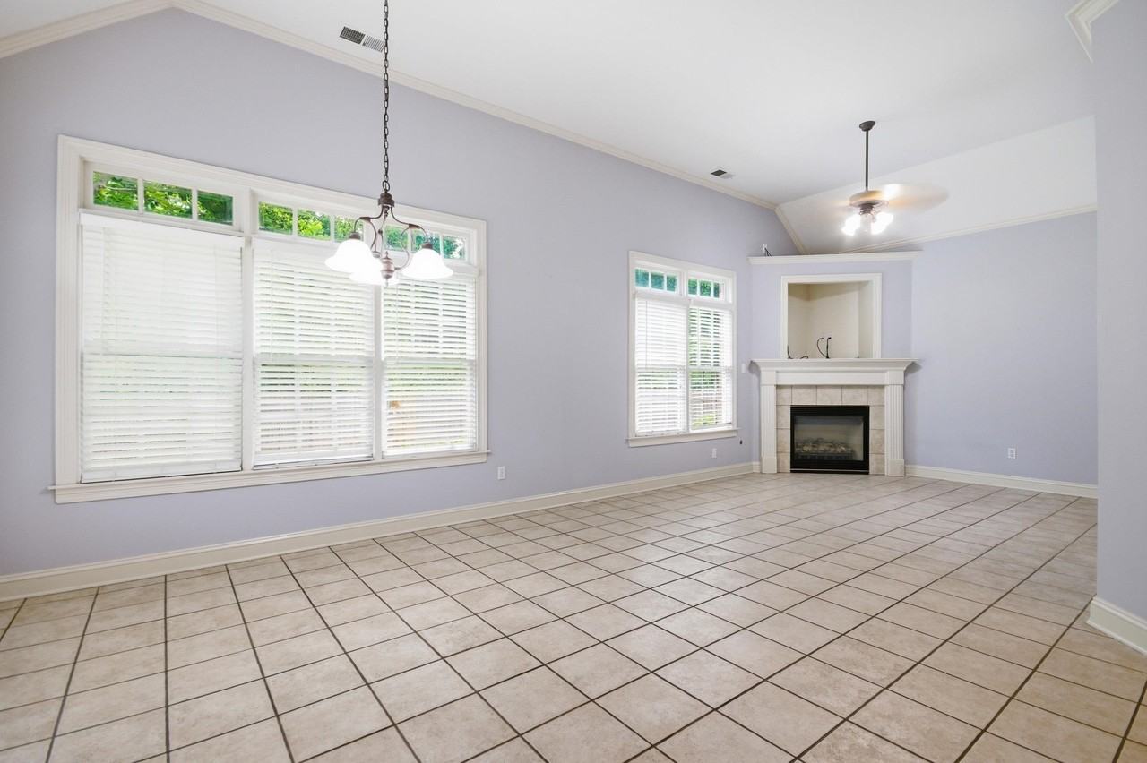 9143 Raspberry Ln - Photo 7 of 10
