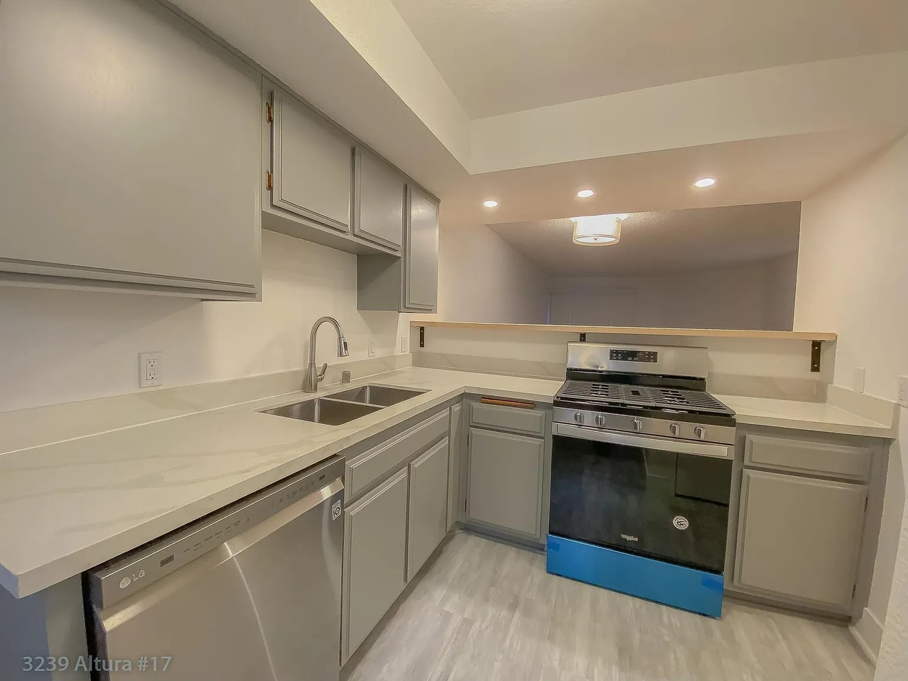 Altura Avenue 3239 - Photo 5 of 14