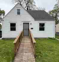 621 W 44th Pl #1 - Photo 1 of 1