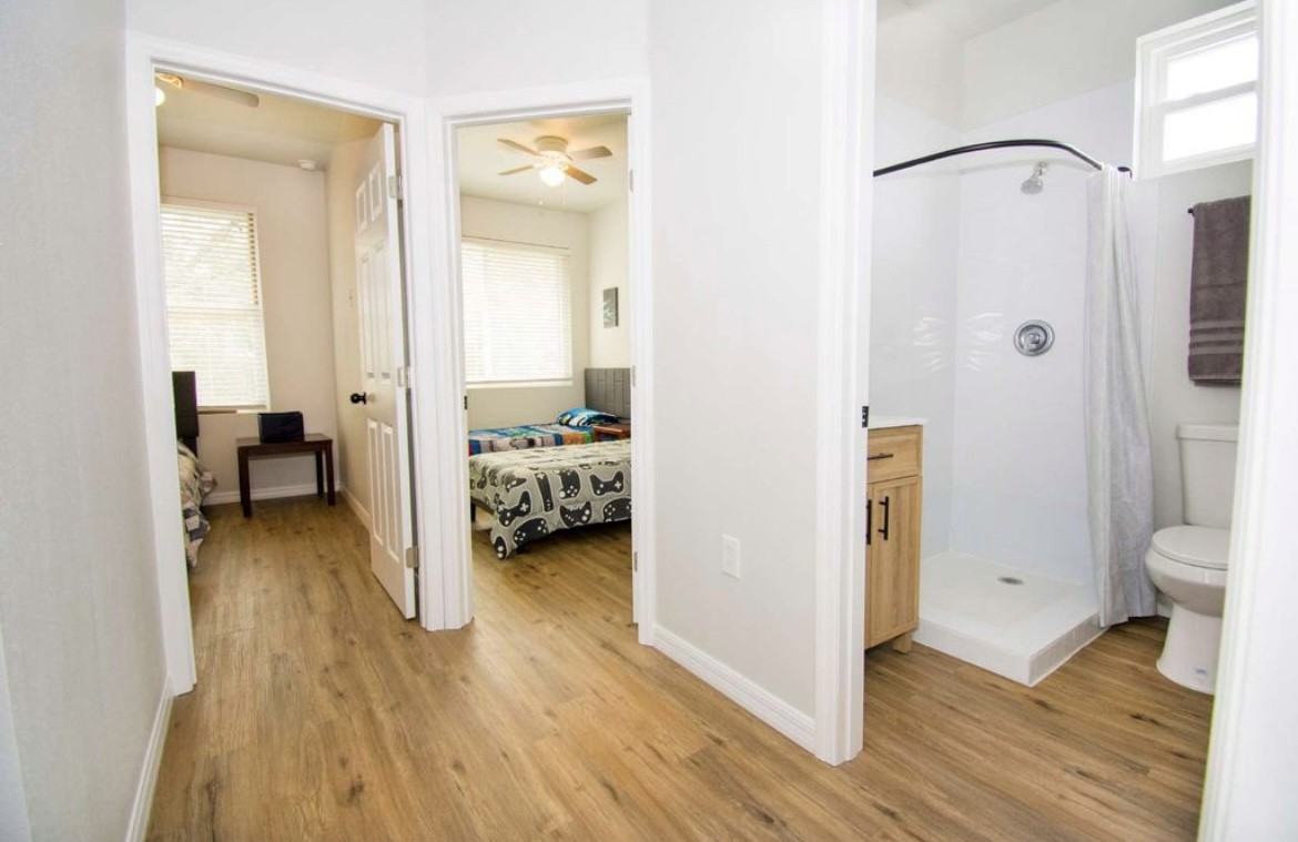 1931 Oxnard Ct - Photo 7 of 10