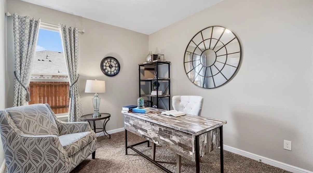 2433 Moon Ranch Dr #NA - Photo 3 of 15