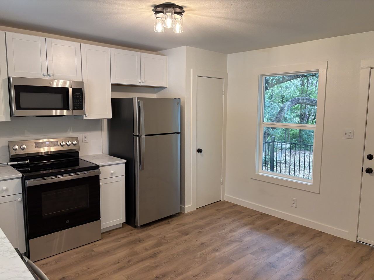 18211 Center St #NA - Photo 5 of 33