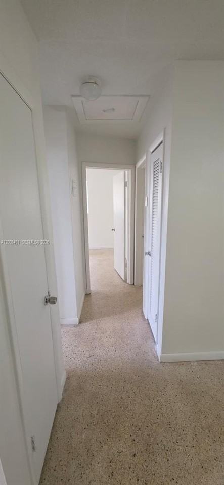 250 Ne 41st St #250 - Photo 4 of 9