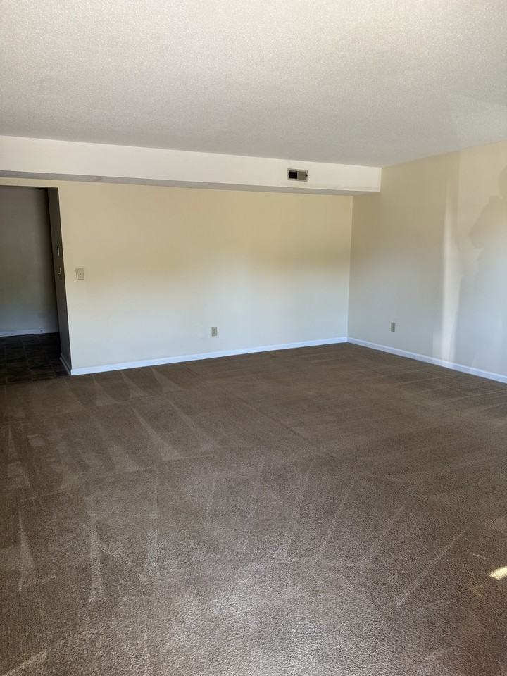 Little River Commons - Photo 2 of 15