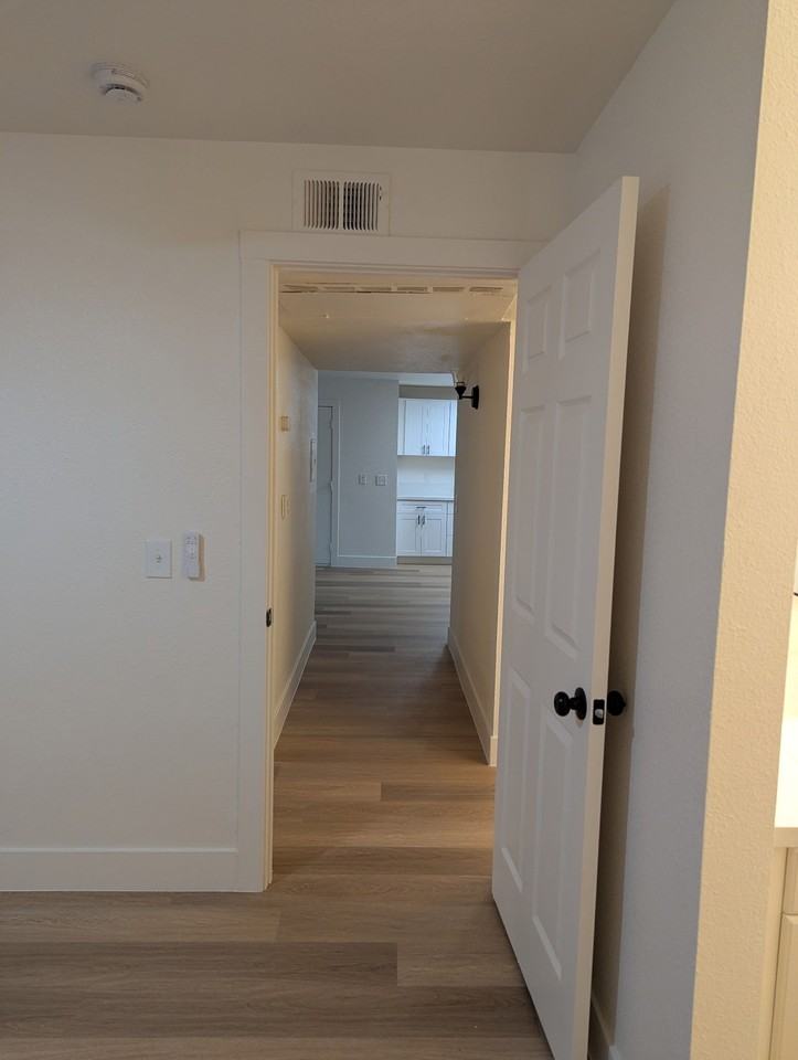 4909 Date Avenue - Photo 7 of 18