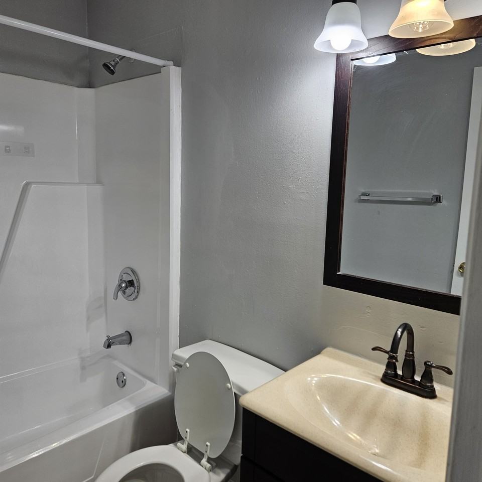 12-205 Berry Tree Pl - Photo 2 of 20